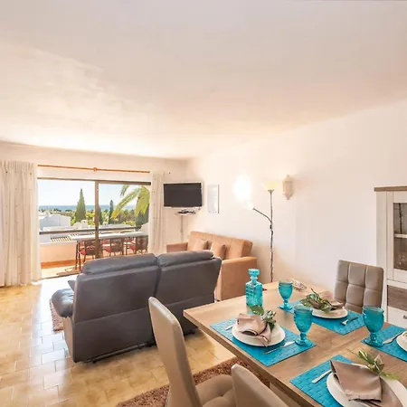 Luna - With A Pool Area With A Lounge Bar Albufeira