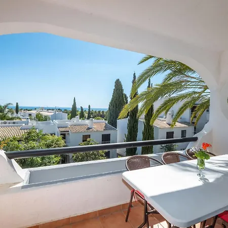 Apartamento Luna - With A Pool Area With A Lounge Bar