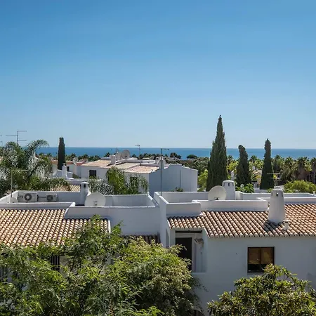 Luna - With A Pool Area With A Lounge Bar Ferienhaus Albufeira