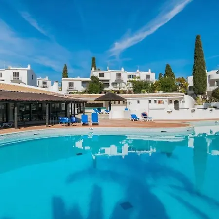 Daire Luna - With A Pool Area With A Lounge Bar Albufeira