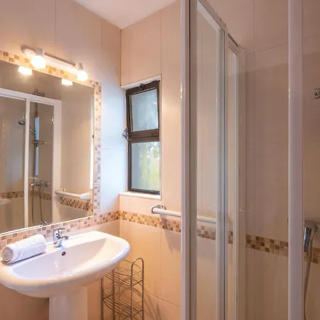 Luna - With A Pool Area With A Lounge Bar Apartamento Albufeira